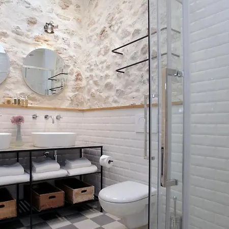 Vakantiehuis Maison Du Bateau By Antibes-rental