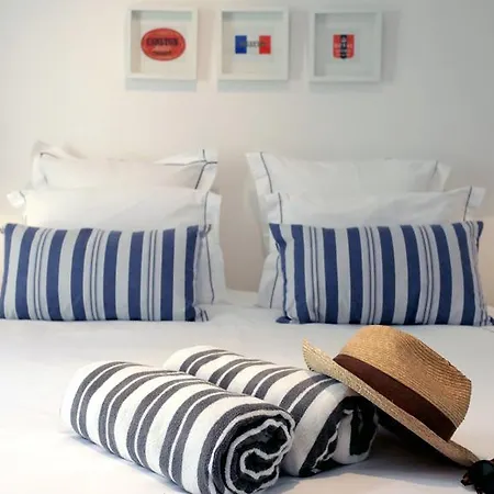 Vakantiehuis Maison Du Bateau By Antibes-rental Antibes